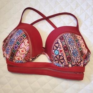 Shade & Shore Red Padded Bikini Top size 32DD with adjustable straps